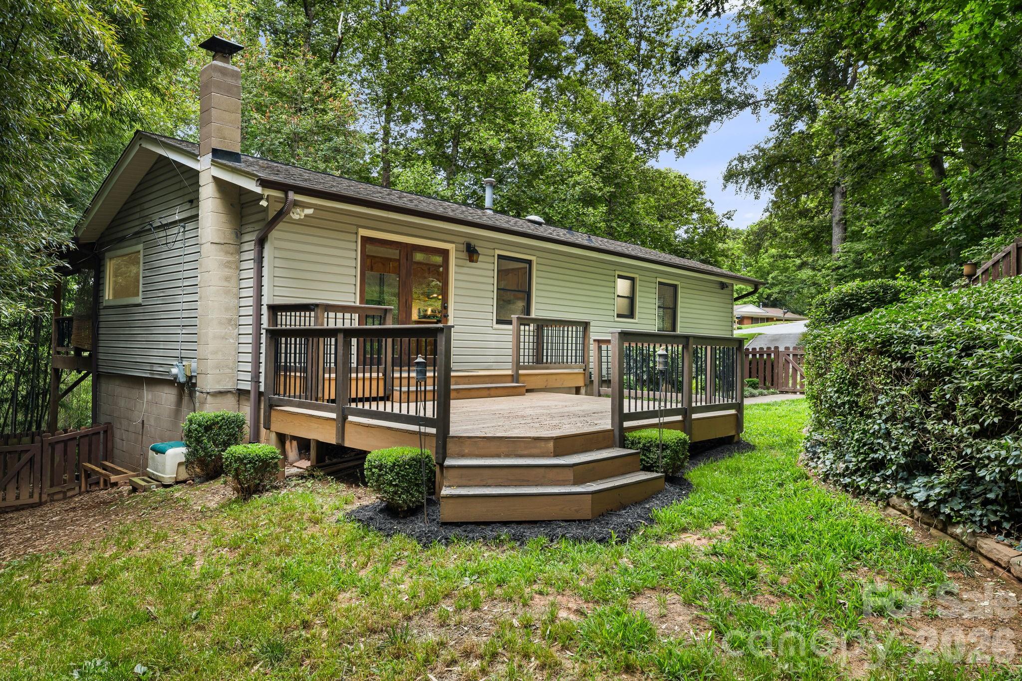 10 Botany View Court, Asheville, NC. property listing photo