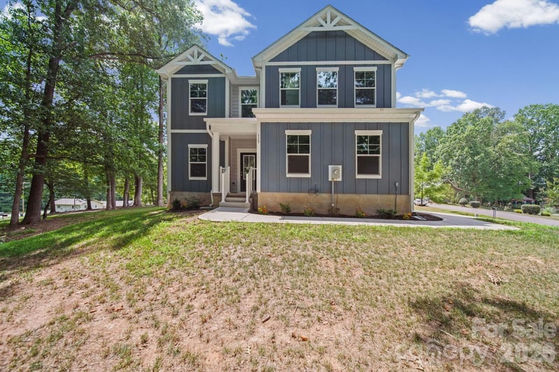 115 Shady Cove Road, Troutman, NC - 3 beds, 2.5 baths, 2,733 sqft - $450,000