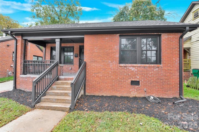 1551 Merriman Avenue, Charlotte, NC - 3 beds, 2 baths, 1,409 sqft - $684,000