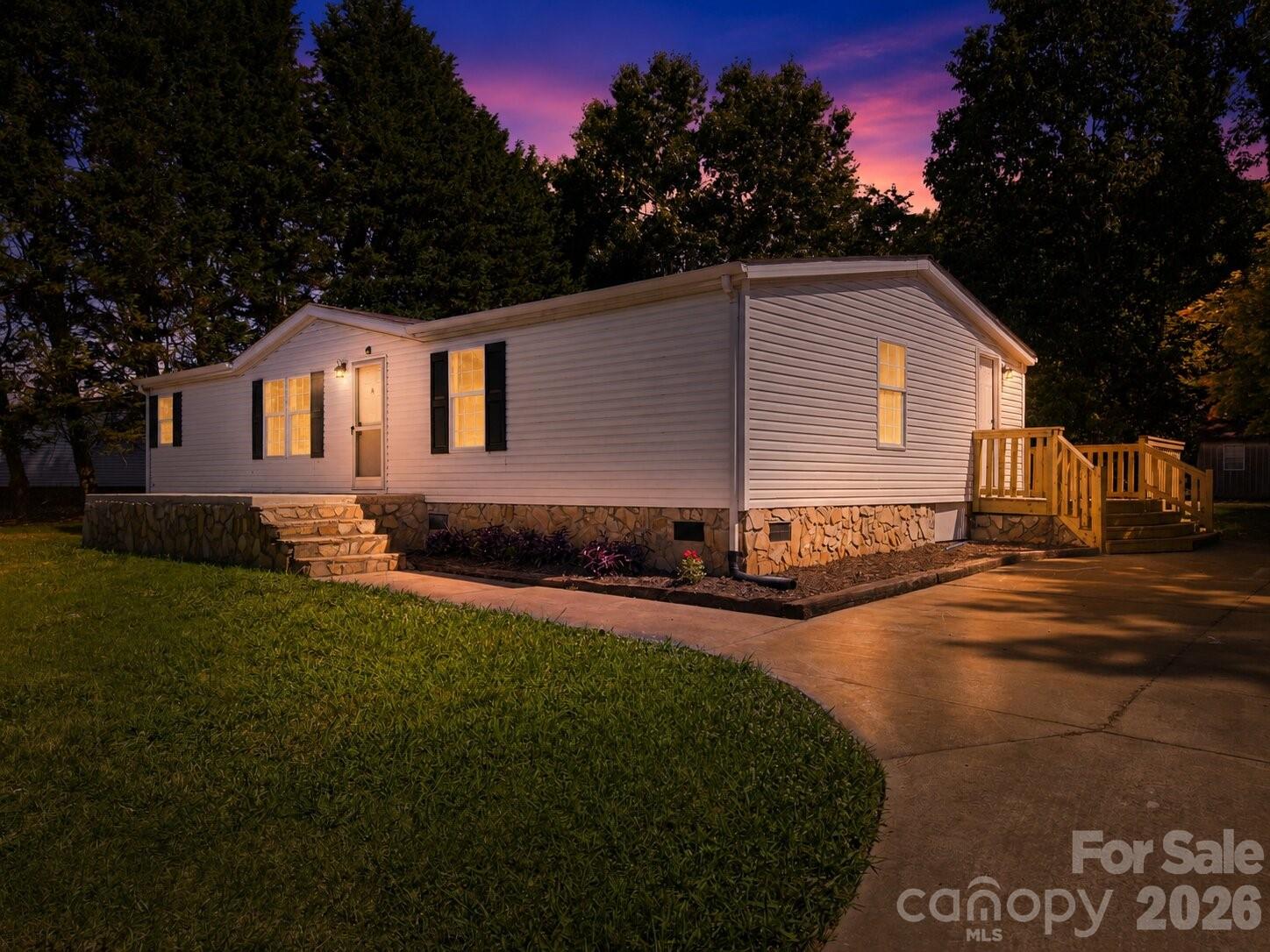 3940 Teaberry Lane, Newton, NC — property listing photo