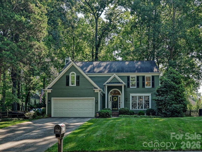 8717 Doe Path Lane, Huntersville, NC - 4 beds, 2.5 baths, 2,329 sqft - $510,000