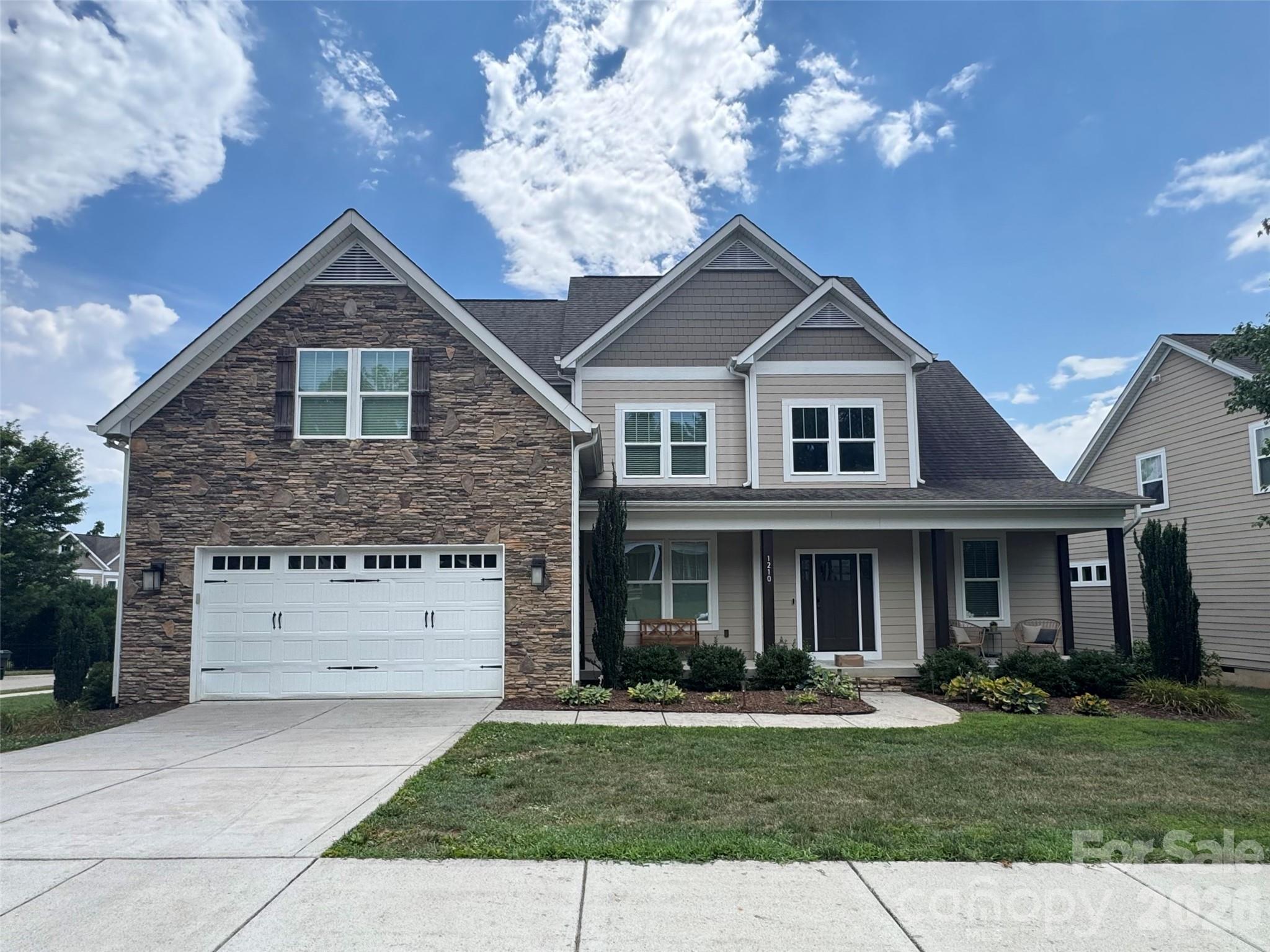 1210 39th Avenue NE, Hickory, NC. property listing photo