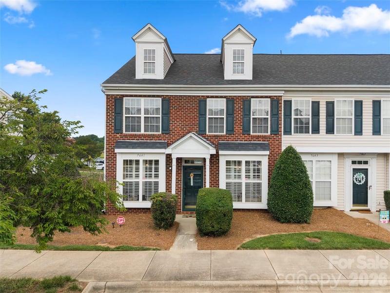 7641 Bluff Point Lane, Denver, NC - 3 beds, 3 baths, 1,817 sqft - $315,000