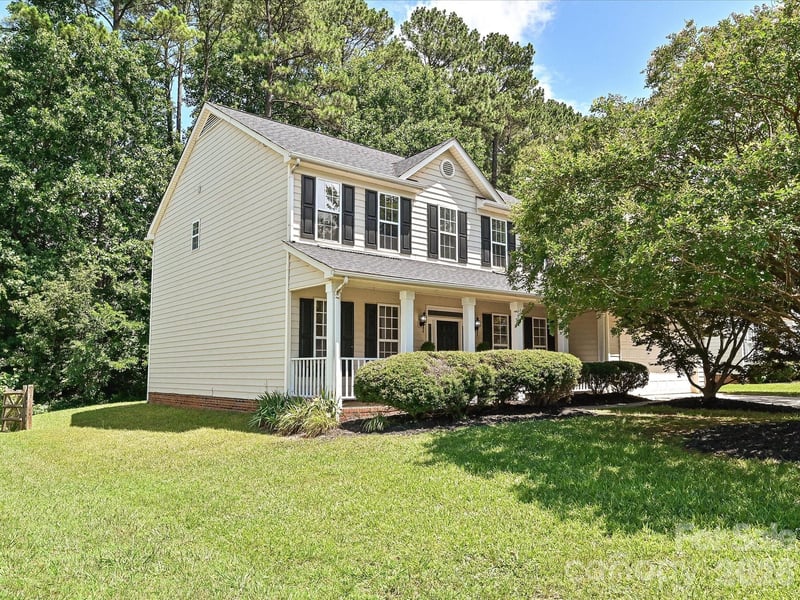 6719 Reedy Creek Road, Charlotte, NC - 5 beds, 3 baths, 2,723 sqft - $443,900