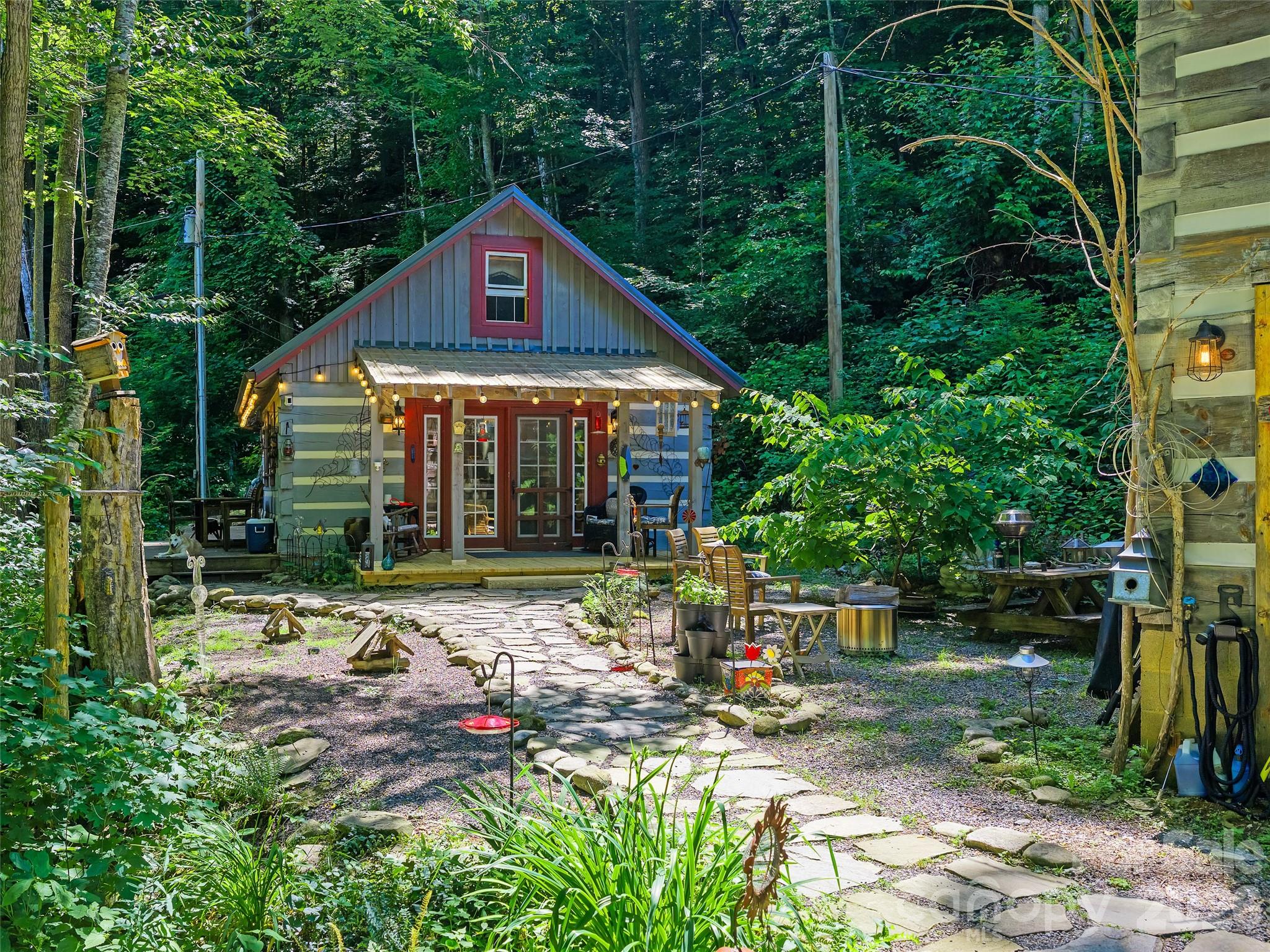 311 Old Sawmill Road, Burnsville, NC. property listing photo