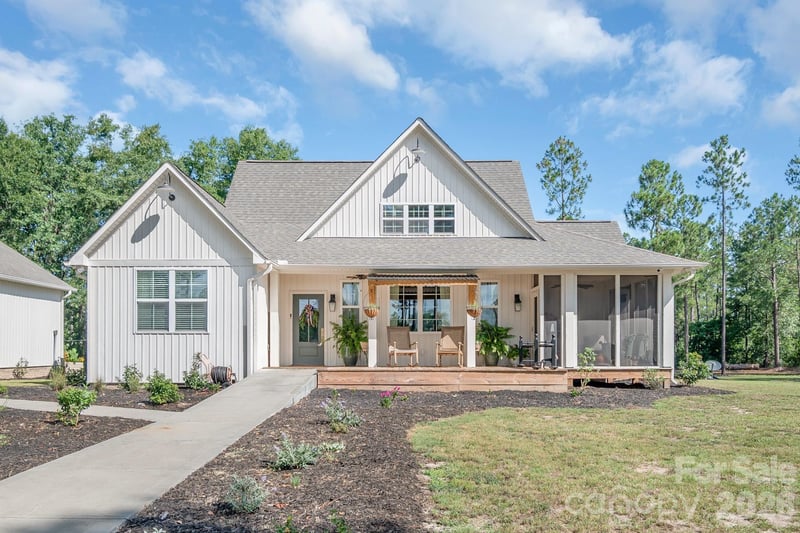 718 Jones Road, Kershaw, SC - 2 beds, 2.5 baths, 1,663 sqft - $504,900