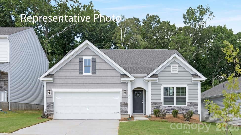 620 17th Avenue Drive NE, Hickory, NC. property listing photo