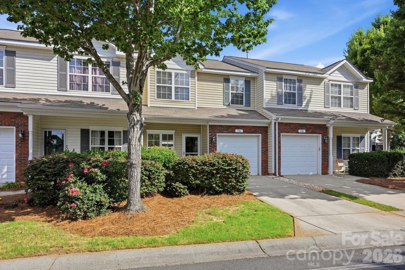 136 Rapids Road, Fort Mill, SC - 2 beds, 2.5 baths, 1,304 sqft - $255,000