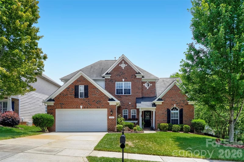 653 Lorain Avenue NW, Concord, NC - 5 beds, 3.5 baths, 2,909 sqft - $599,990