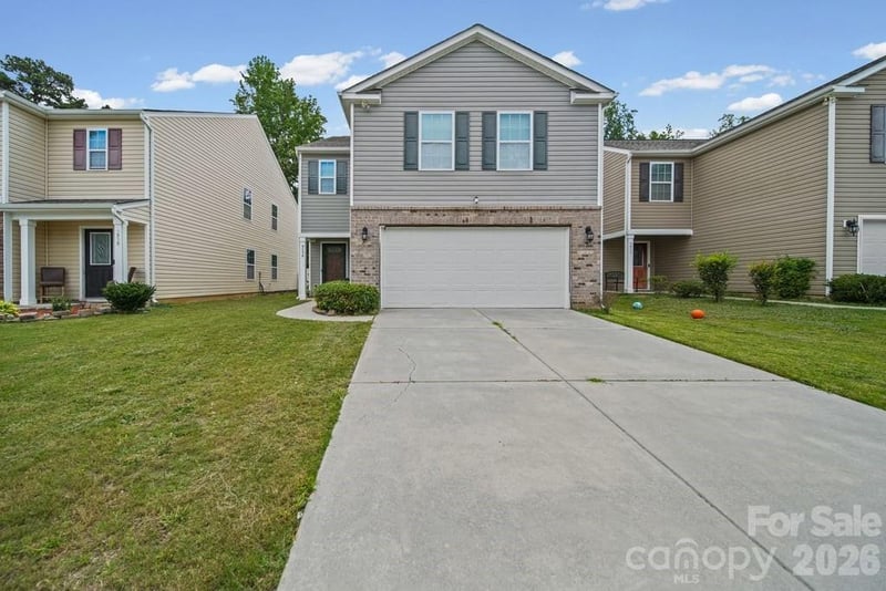 9539 Kendall Drive, Charlotte, NC - 4 beds, 2.5 baths, 2,174 sqft - $373,000