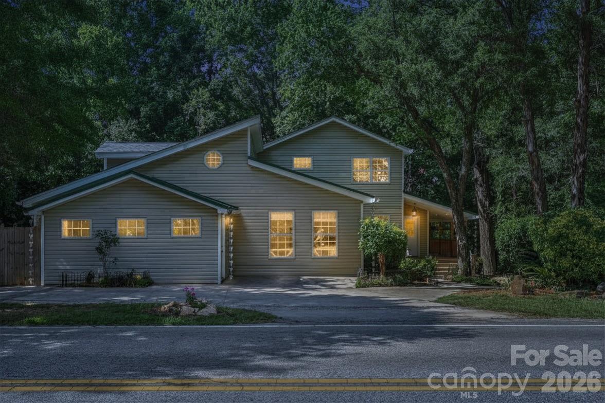 1516 Hensley Road, Fort Mill, SC. property listing photo