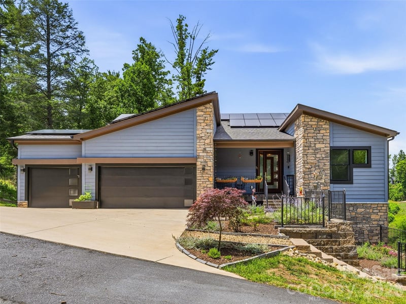 11 Timber Hill Drive, Leicester, NC - 4 beds, 3.5 baths, 2,902 sqft - $1,095,000