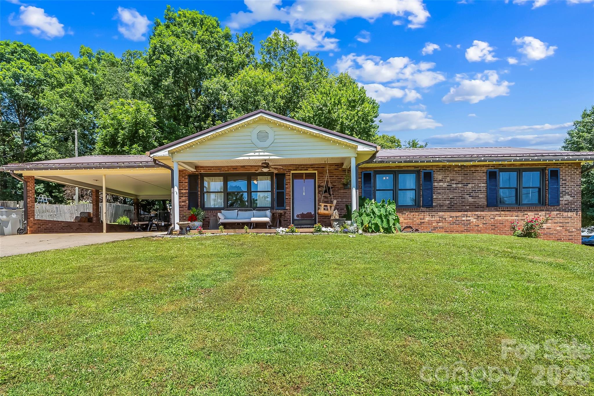 118 Hoover Street NW, Lenoir, NC. property listing photo