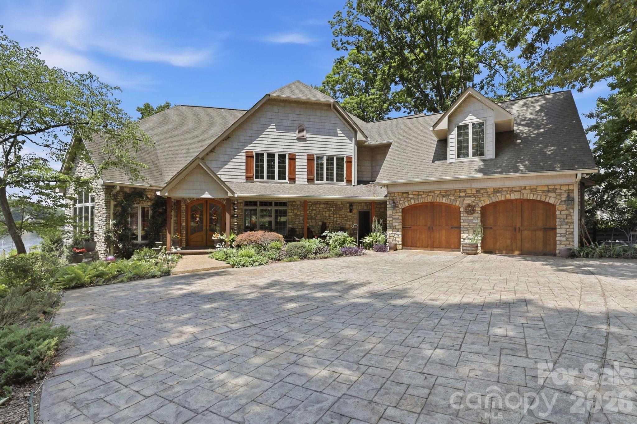 7631 Dellinger Road, Denver, NC. property listing photo