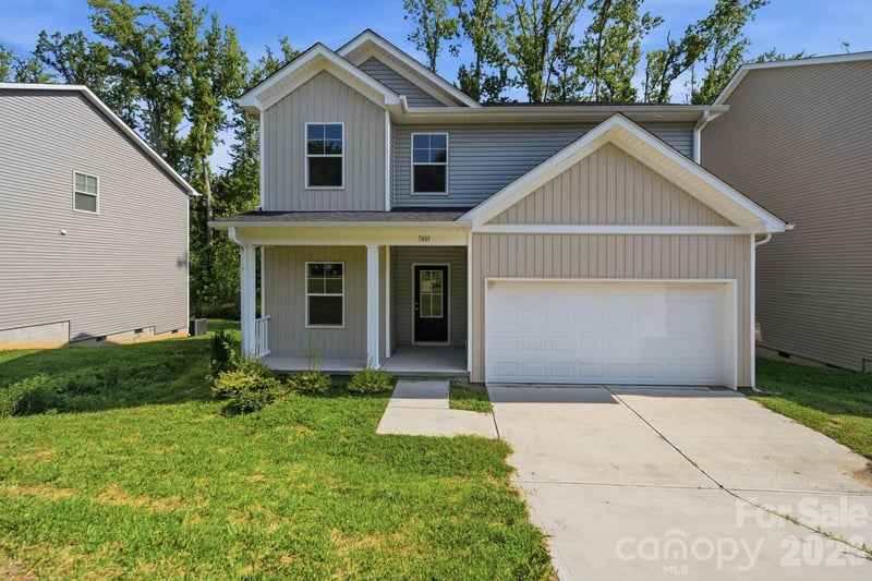 7809 E Lane Drive, Charlotte, NC - 3 beds, 2.5 baths, 2,228 sqft - $389,900