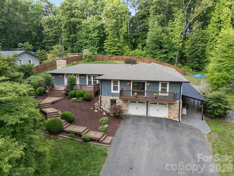 2913 Old Stage Road, Gastonia, NC - 5 beds, 4 baths, 5,107 sqft - $650,000