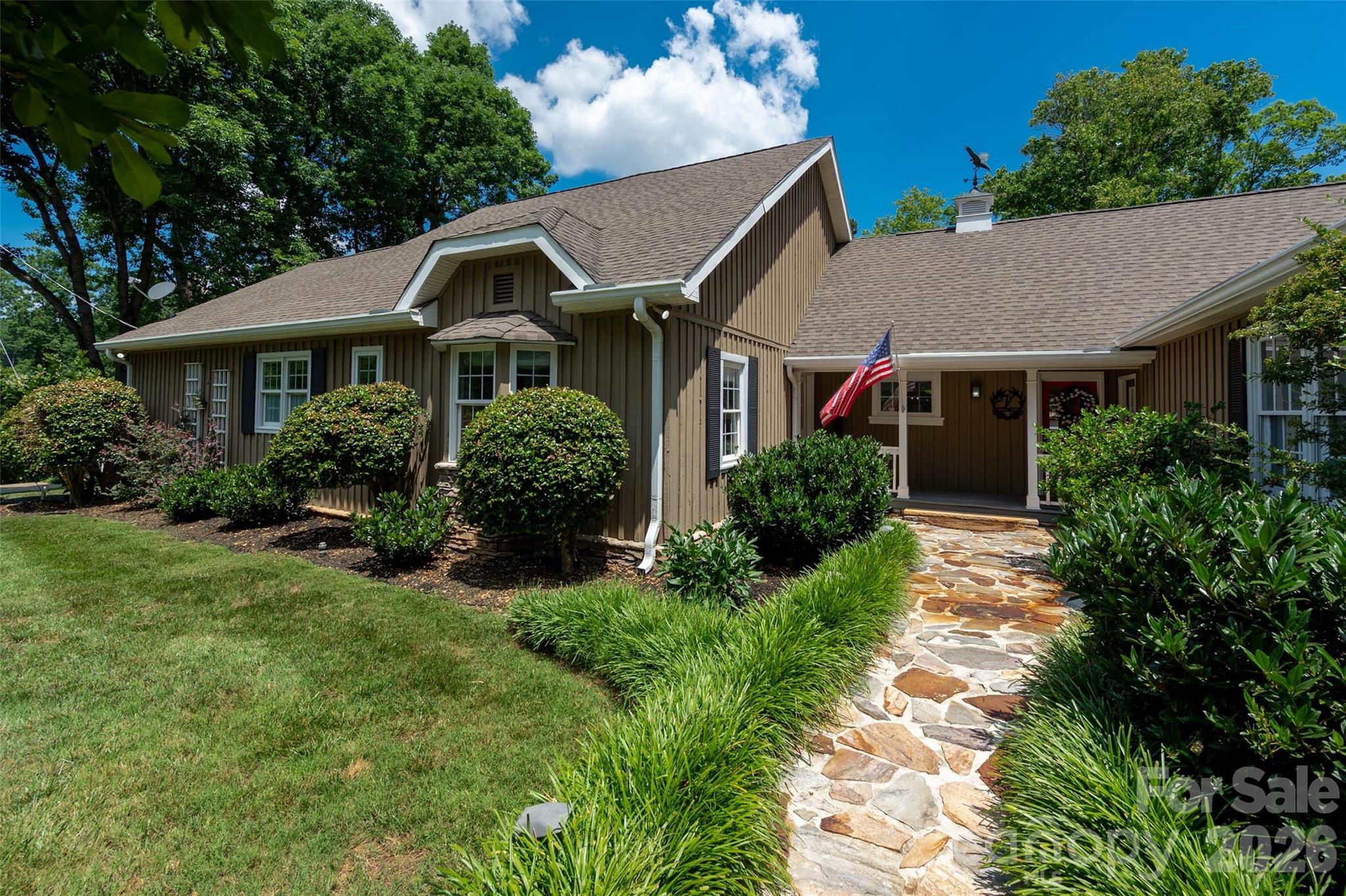 6236 River Cabin Lane, Charlotte, NC. property listing photo