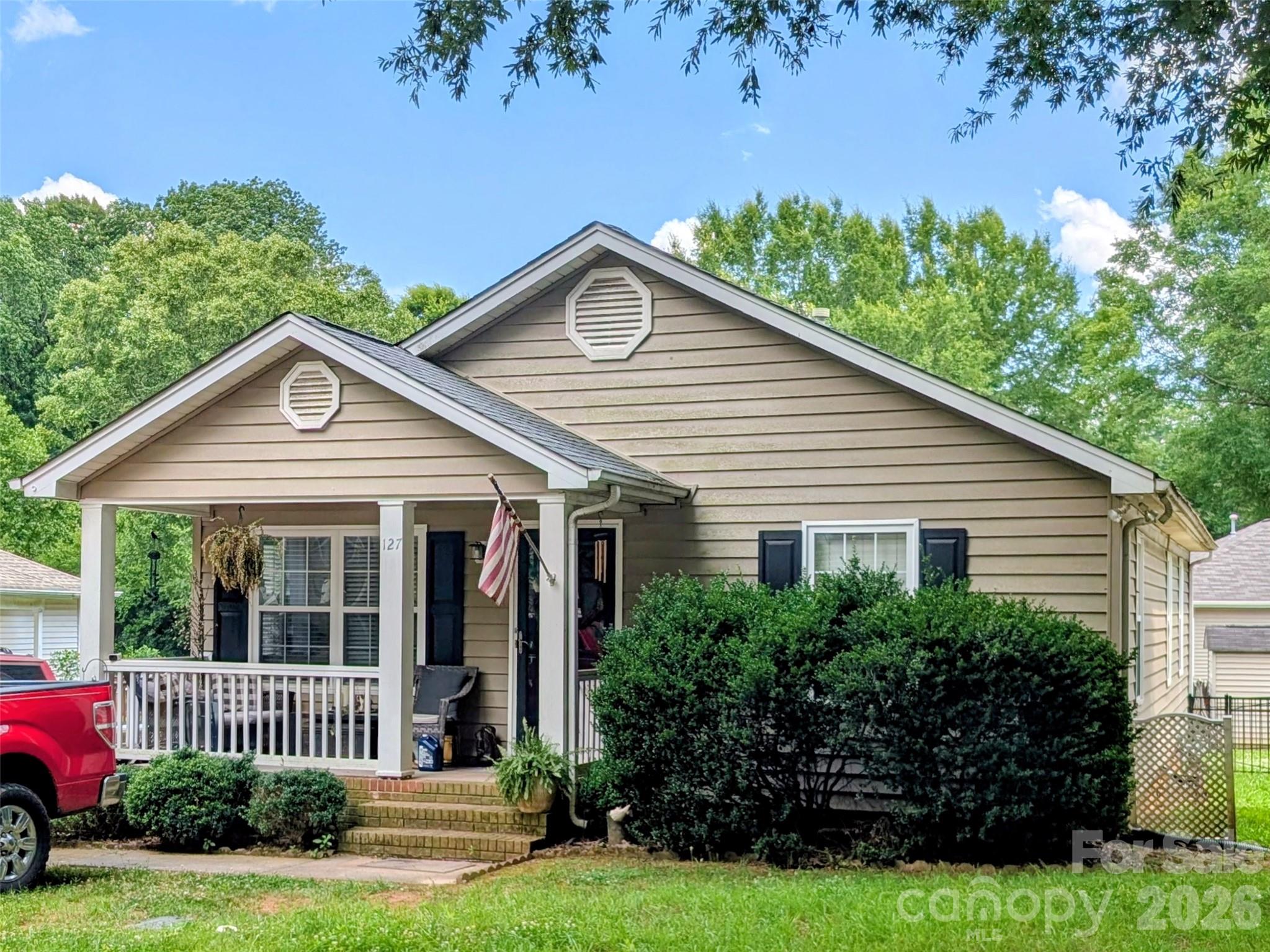 127 Pratt Street, Belmont, NC. property listing photo