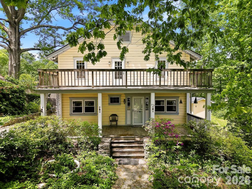 479 Saint Pauls Road, Hendersonville, NC. property listing photo