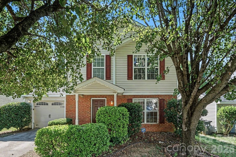 1029 Jordans Pond Lane, Charlotte, NC - 3 beds, 2.5 baths, 1,344 sqft - $299,900