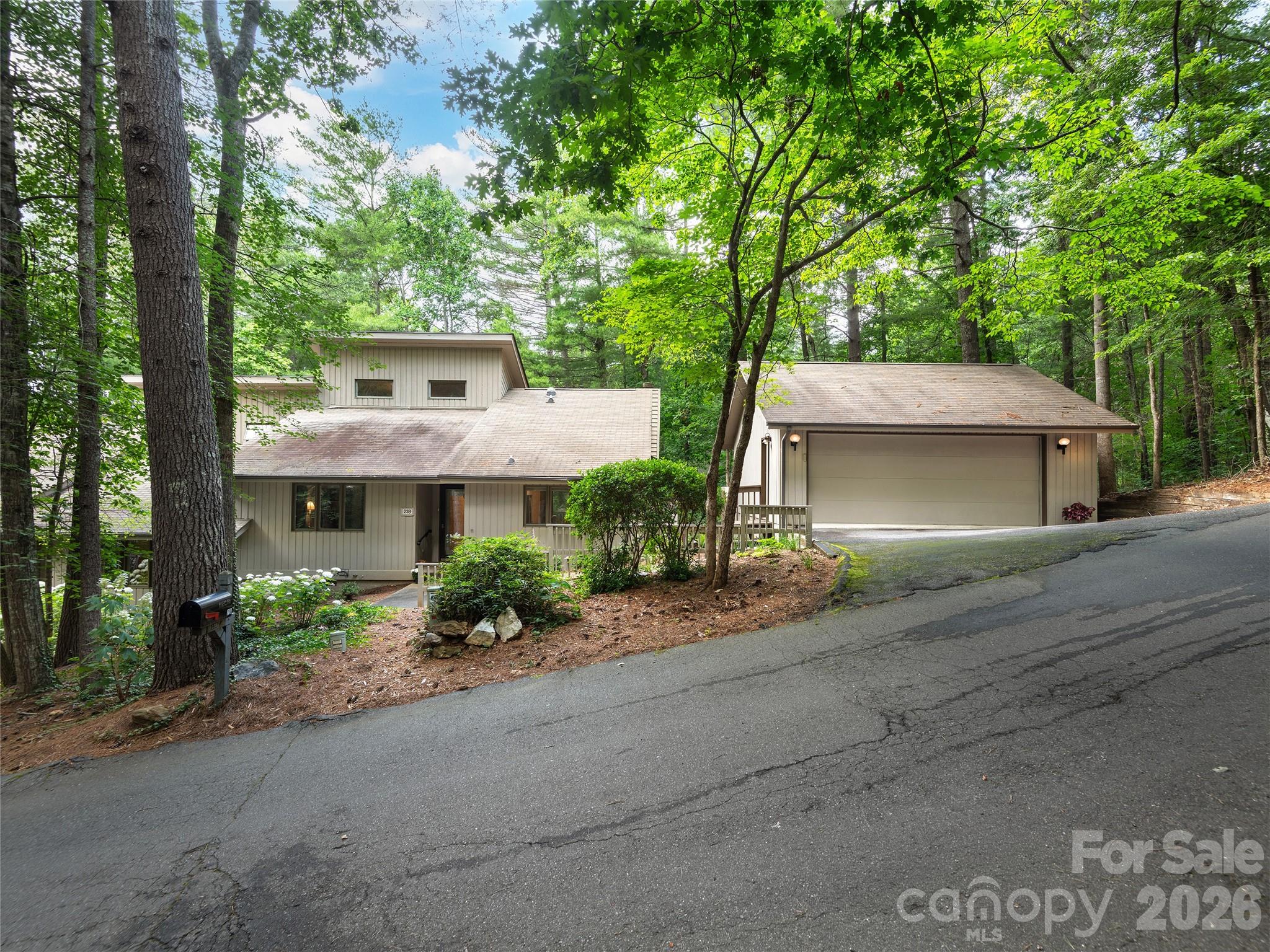 23 Cedarwood Trail B, Asheville, NC. property listing photo