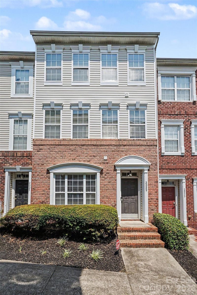 2029 Kegsworth Drive, Charlotte, NC - 3 beds, 3 baths, 2,123 sqft - $365,000