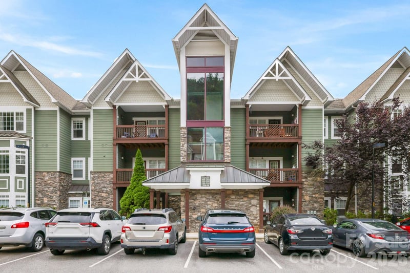 1000 Olde Eastwood Village Boulevard A-107, Asheville, NC - 1 bed, 1 bath, 729 sqft - $219,000