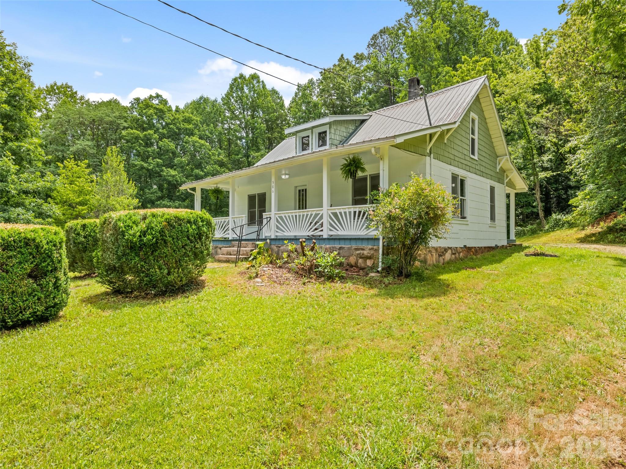 586 Olivet Church Road, Whittier, NC. property listing photo