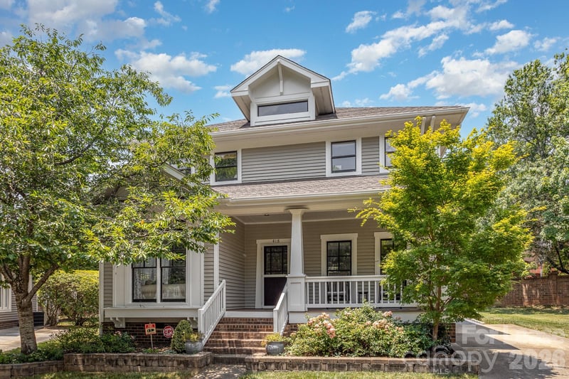 418 Olmsted Park Place, Charlotte, NC - 3 beds, 2.5 baths, 1,650 sqft - $4,750