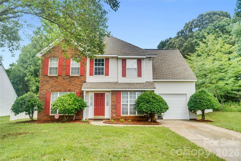 12009 Silvercrest Drive, Charlotte, NC - 4 beds, 2.5 baths, 1,637 sqft - $355,000