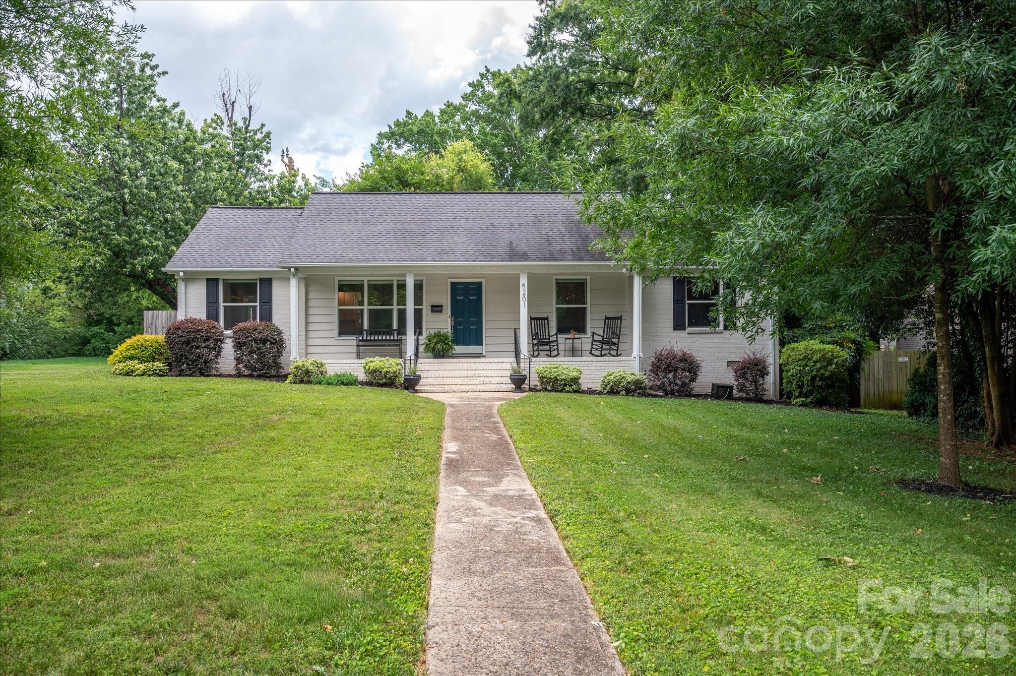 5201 Glenham Drive, Charlotte, NC. property listing photo