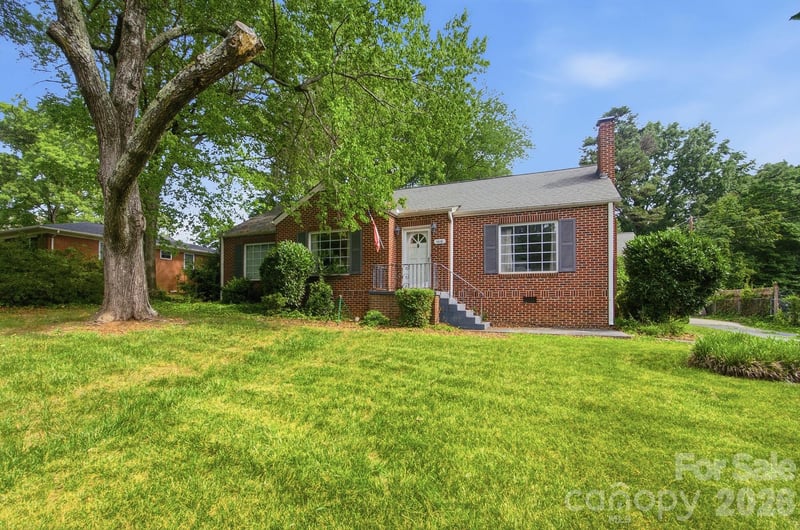 1616 Statesville Boulevard, Salisbury, NC - 3 beds, 2 baths, 1,710 sqft - $290,000