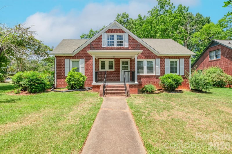 168 Park Street, Statesville, NC - 3 beds, 1 bath, 1,874 sqft - $256,900