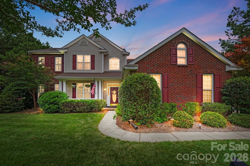 1217 Brionne Court, Waxhaw, NC - 6 beds, 3.5 baths, 3,323 sqft - $684,500