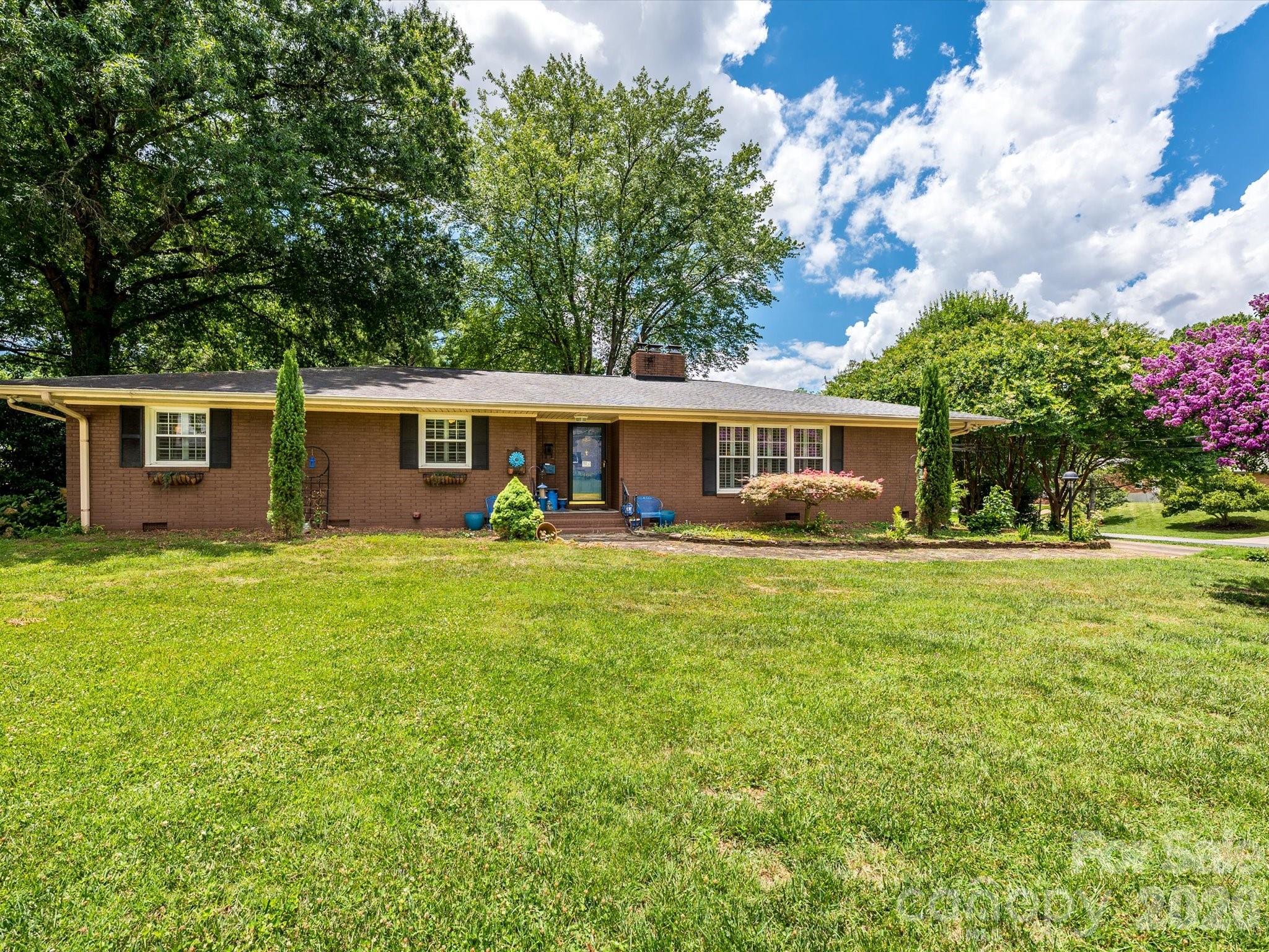 1300 Bevis Drive, Charlotte, NC. property listing photo
