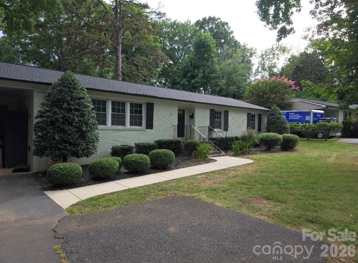 4124 Randolph Road, Charlotte, NC. property listing photo