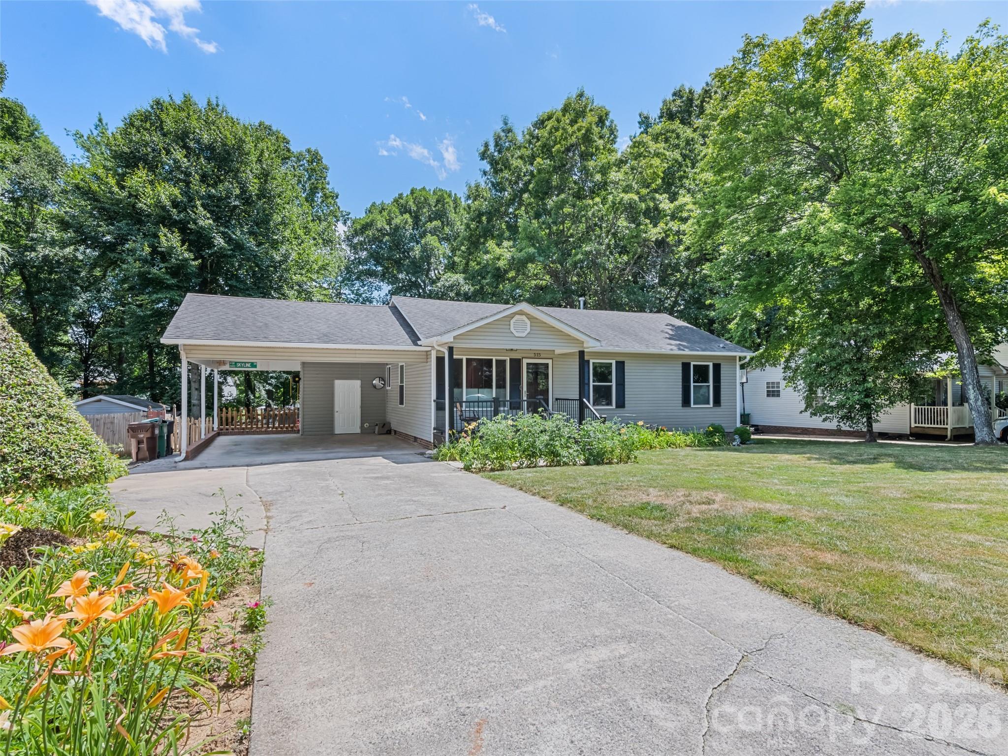 515 Westover Drive, High Point, NC. property listing photo