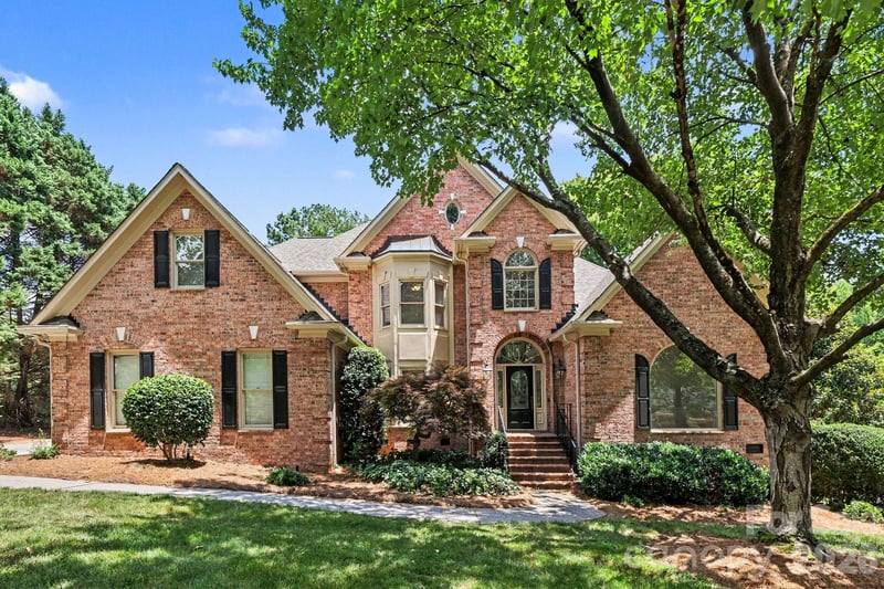 12035 Olympic Club Drive, Charlotte, NC - 4 beds, 3.5 baths, 3,942 sqft - $1,300,000