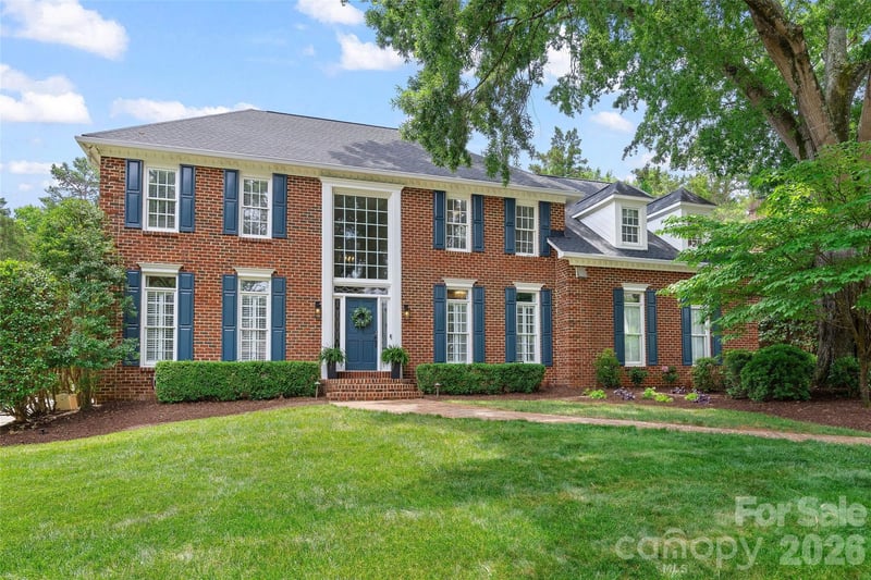 4533 Noras Path Road, Charlotte, NC - 5 beds, 3.5 baths, 4,037 sqft - $1,450,000
