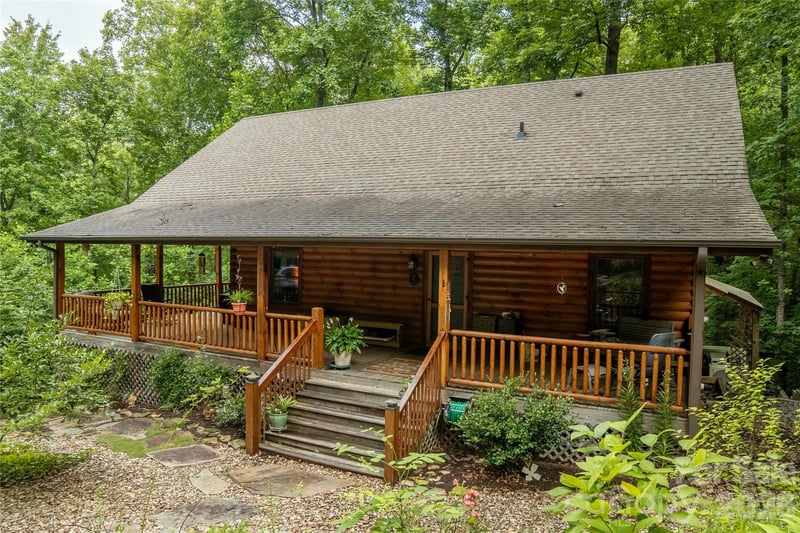 700 Howard Drive, Lake Lure, NC - 2 beds, 3 baths, 1,572 sqft - $549,900