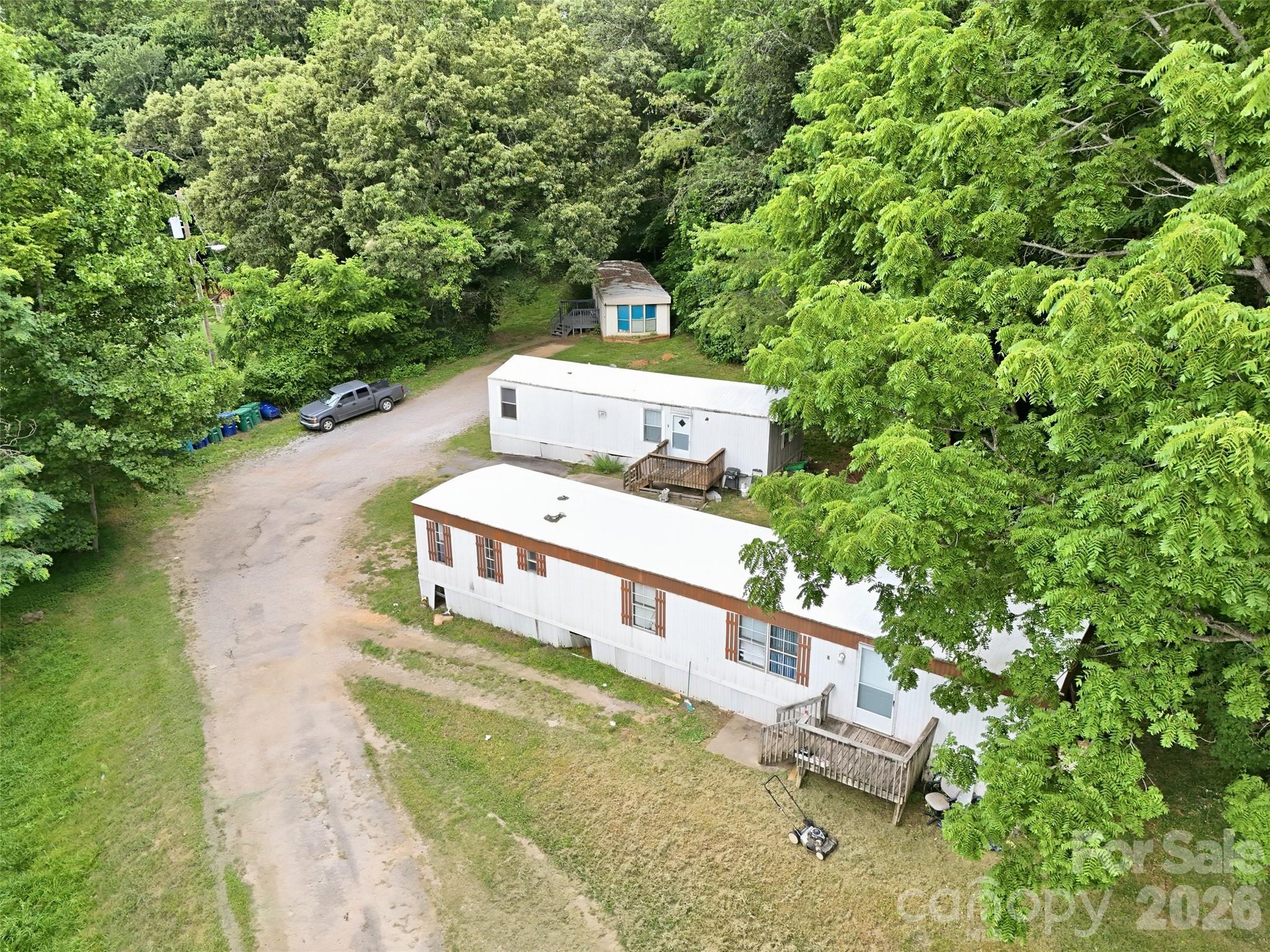 126 Lindsey Road, Candler, NC. property listing photo