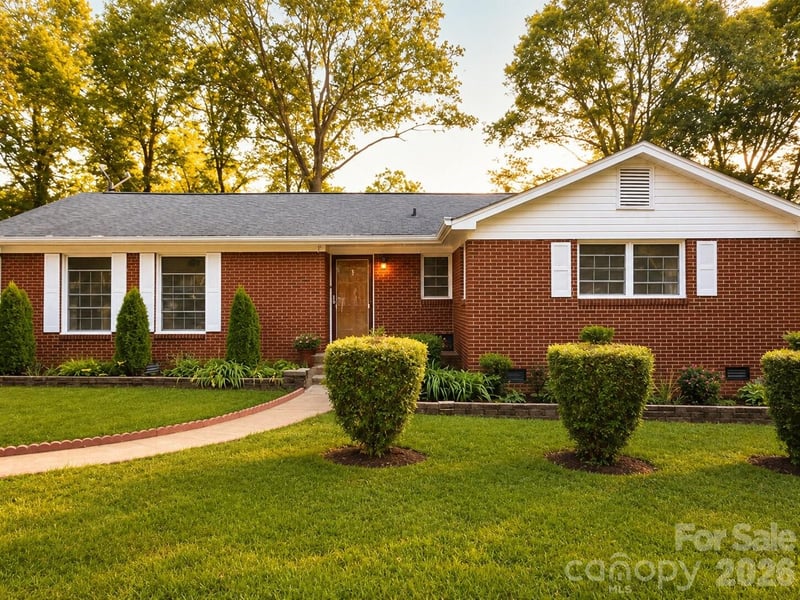 3220 Wiseman Drive, Charlotte, NC - 3 beds, 2 baths, 1,394 sqft - $339,000