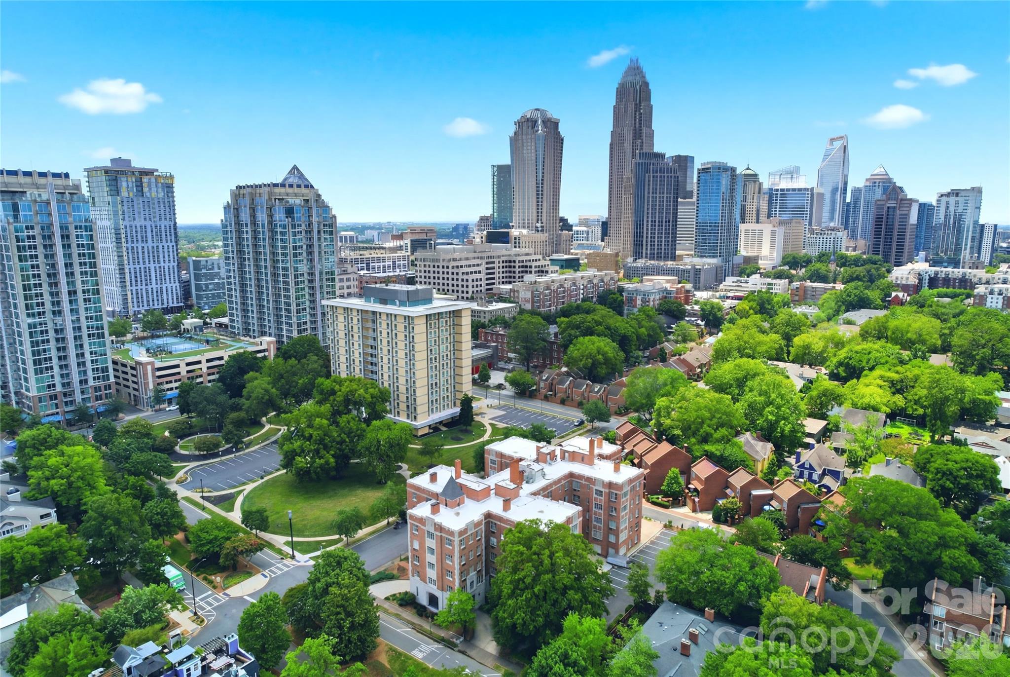 301 W 10th Street Apt 506, Charlotte, NC. property listing photo