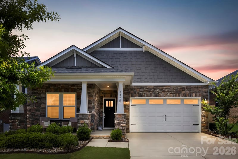 12629 Twilight Drive, Mint Hill, NC - 4 beds, 3.5 baths, 2,792 sqft - $560,000