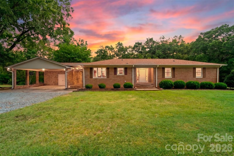 1515 Hasty Road, Marshville, NC - 3 beds, 2 baths, 1,762 sqft - $650,000