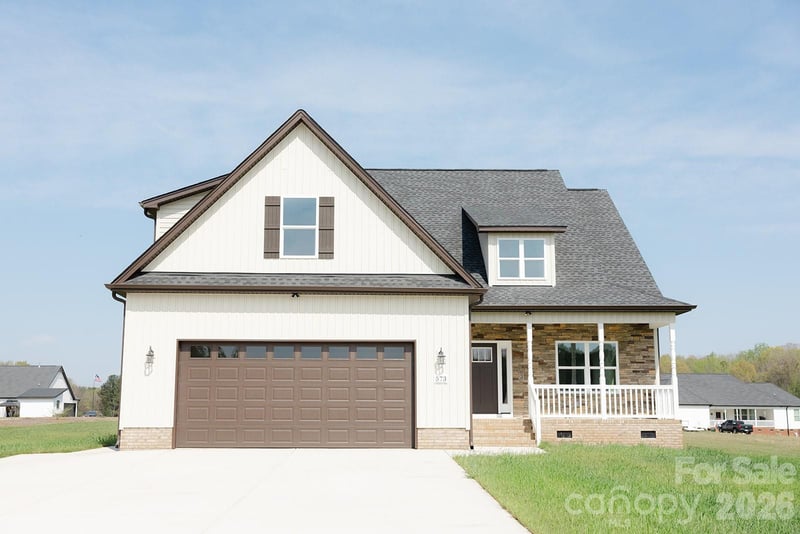 573 Hopes Corner Drive Apt 14, York, SC - 4 beds, 3.5 baths, 2,905 sqft - $749,900