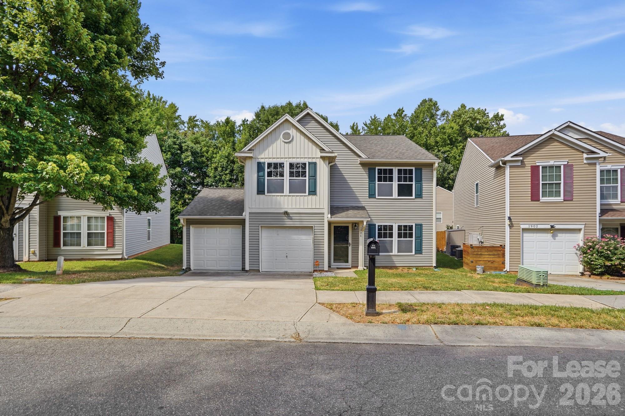1906 Treefrog Court, Charlotte, NC. property listing photo