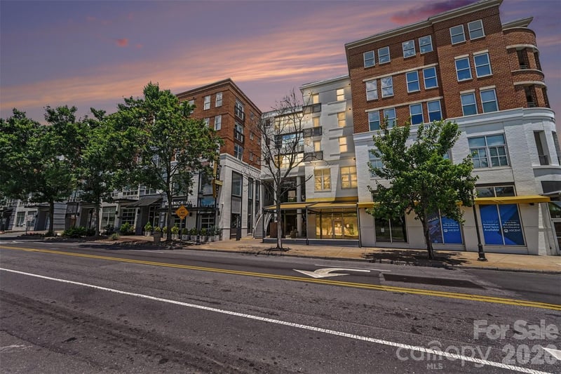 1315 East Boulevard Apt 720, Charlotte, NC - 2 beds, 2 baths, 1,120 sqft - $460,000