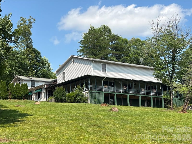 360 Carpenter Road, Rutherfordton, NC - 4 beds, 3.5 baths, 1,727 sqft - $627,000