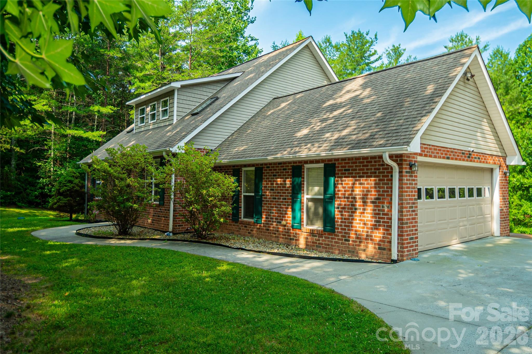 1518 Southpointe Drive, Morganton, NC. property listing photo